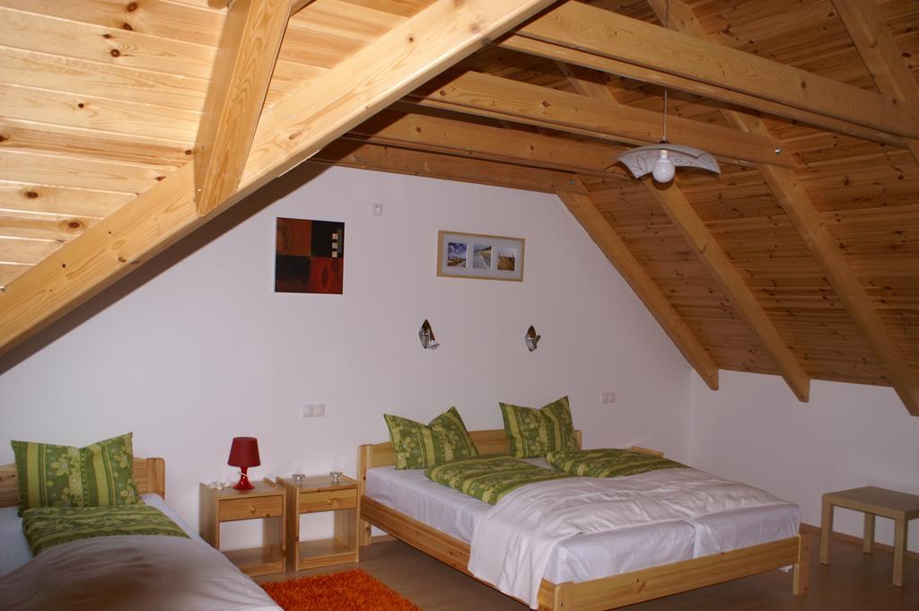 Oeregtoelgy Panzio Csongrád Quarto foto