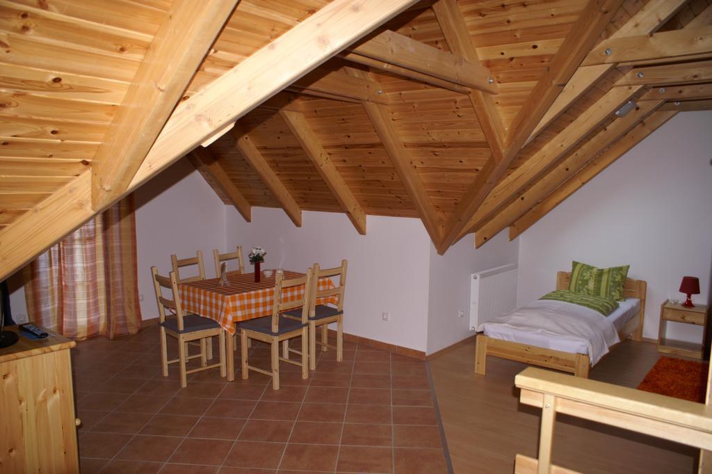 Oeregtoelgy Panzio Csongrád Quarto foto